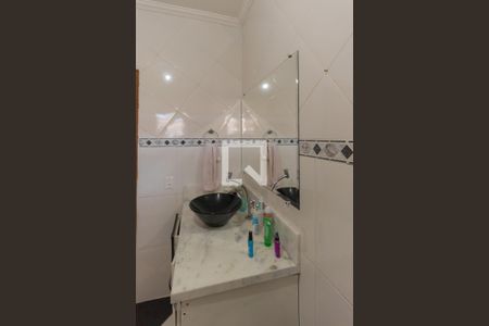 Casa à venda com 250m², 2 quartos e 3 vagas Casa à venda com 250m², 2 quartos e 3 vagasBanheiro