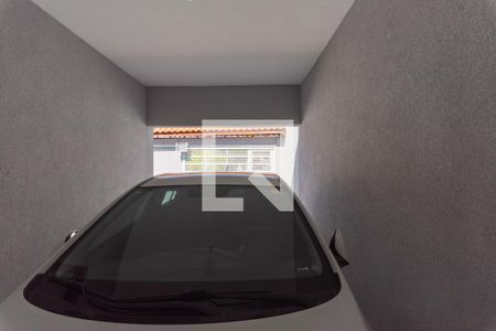 Casa à venda com 250m², 2 quartos e 3 vagas Casa à venda com 250m², 2 quartos e 3 vagasGaragem