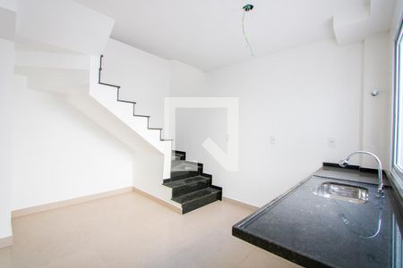 Apartamento à venda com 107m², 2 quartos e 1 vaga Apartamento à venda com 107m², 2 quartos e 1 vagaCozinha