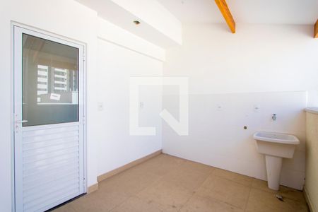 Apartamento à venda com 107m², 2 quartos e 1 vaga Apartamento à venda com 107m², 2 quartos e 1 vagaÁrea de serviço