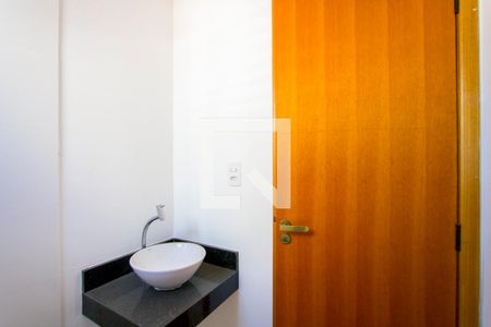 Apartamento à venda com 107m², 2 quartos e 1 vaga Apartamento à venda com 107m², 2 quartos e 1 vagaBanheiro do quarto 1