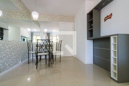 Sala de apartamento à venda com 2 quartos, 66m² em Curicica, Rio de Janeiro