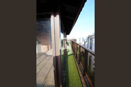 Apartamento à venda com 600m², 4 quartos e 5 vagasCobertura 