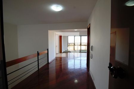 Apartamento à venda com 600m², 4 quartos e 5 vagasHall 