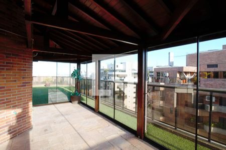 Apartamento à venda com 600m², 4 quartos e 5 vagasChurrasqueira da Cobertura 