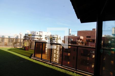 Apartamento à venda com 600m², 4 quartos e 5 vagasCobertura 