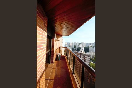 Apartamento à venda com 600m², 4 quartos e 5 vagasVaranda  da Suíte 4 