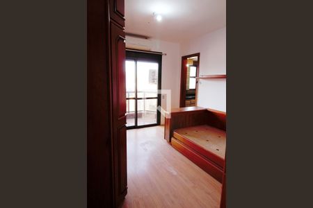 Apartamento à venda com 600m², 4 quartos e 5 vagasSuíte 2 