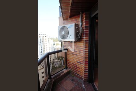 Apartamento à venda com 600m², 4 quartos e 5 vagasVaranda da Suíte 2 