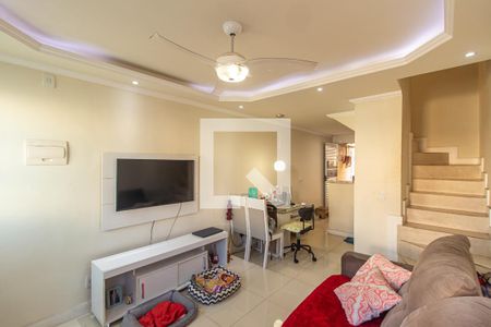 Sala de casa de condomínio para alugar com 2 quartos, 52m² em Guaratiba, Rio de Janeiro