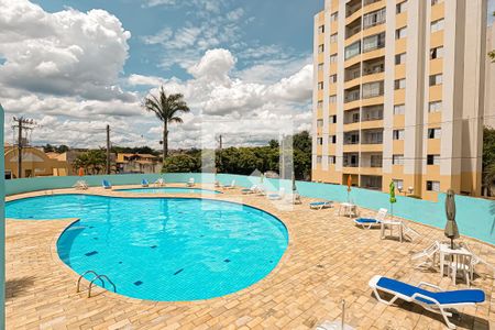 Apartamento para alugar com 76m², 3 quartos e 1 vaga Apartamento para alugar com 76m², 3 quartos e 1 vagaÁrea comum - Piscina