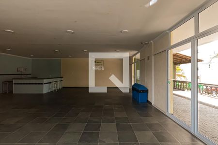 Apartamento para alugar com 76m², 3 quartos e 1 vaga Apartamento para alugar com 76m², 3 quartos e 1 vagaÁrea comum - Salão de festas