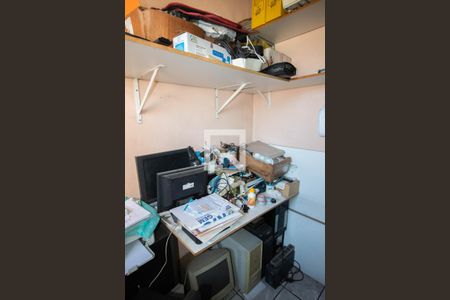 Apartamento à venda com 72m², 2 quartos e 1 vaga Apartamento à venda com 72m², 2 quartos e 1 vagaQuarto de Serviço