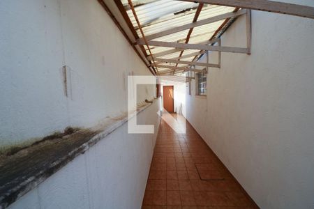 Casa à venda com 160m², 2 quartos e 2 vagas Casa à venda com 160m², 2 quartos e 2 vagasQuintal