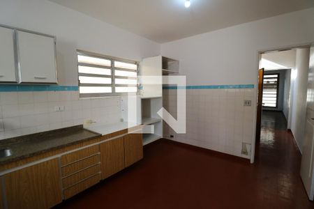 Casa à venda com 160m², 2 quartos e 2 vagas Casa à venda com 160m², 2 quartos e 2 vagasCozinha