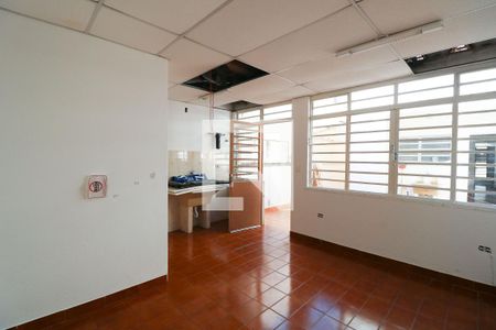 Casa à venda com 160m², 2 quartos e 2 vagas Casa à venda com 160m², 2 quartos e 2 vagasQuarto de Serviço