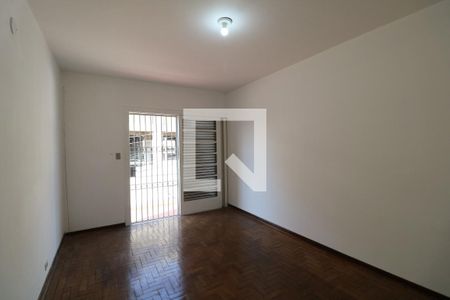 Casa à venda com 160m², 2 quartos e 2 vagas Casa à venda com 160m², 2 quartos e 2 vagasQuarto 2