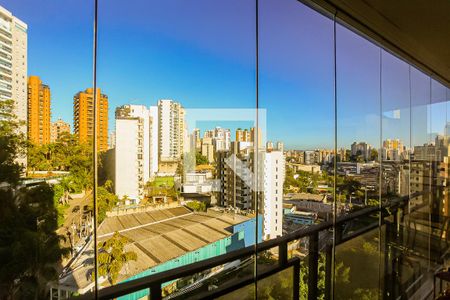 Apartamento à venda com 200m², 4 quartos e 3 vagas Apartamento à venda com 200m², 4 quartos e 3 vagasVista da Varanda