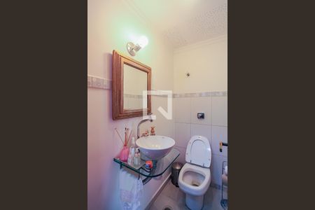 Apartamento à venda com 200m², 4 quartos e 3 vagas Apartamento à venda com 200m², 4 quartos e 3 vagasLavabo