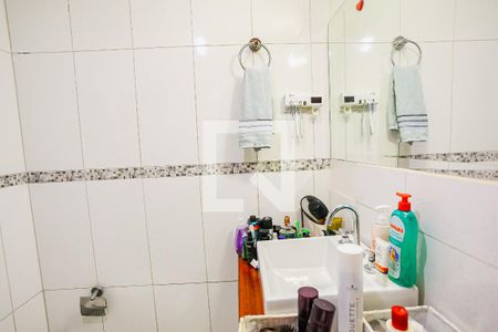 Apartamento à venda com 200m², 4 quartos e 3 vagas Apartamento à venda com 200m², 4 quartos e 3 vagasBanheiro Suíte