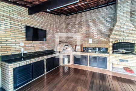 Apartamento à venda com 200m², 4 quartos e 3 vagas Apartamento à venda com 200m², 4 quartos e 3 vagasÁrea Comum - Churrasqueira