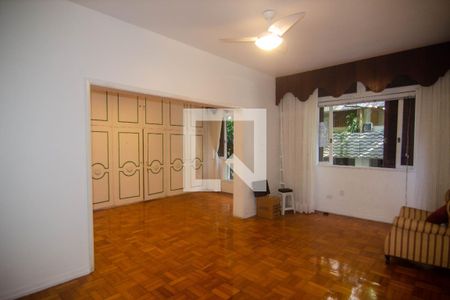 Apartamento à venda com 250m², 3 quartos e 2 vagas Apartamento à venda com 250m², 3 quartos e 2 vagasQuarto 1