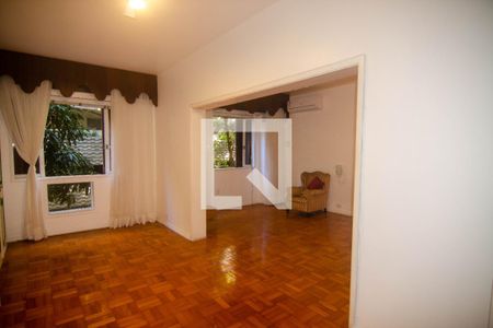 Apartamento à venda com 250m², 3 quartos e 2 vagas Apartamento à venda com 250m², 3 quartos e 2 vagasQuarto 1