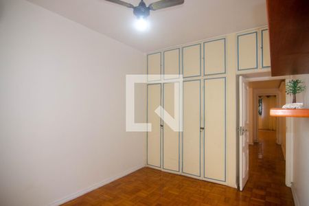 Apartamento à venda com 250m², 3 quartos e 2 vagas Apartamento à venda com 250m², 3 quartos e 2 vagasQuarto 2