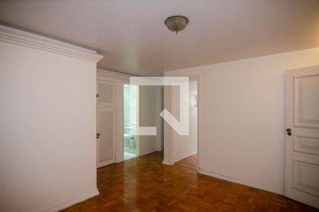 Apartamento à venda com 250m², 3 quartos e 2 vagas Apartamento à venda com 250m², 3 quartos e 2 vagasCorredor