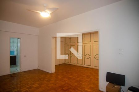 Apartamento à venda com 250m², 3 quartos e 2 vagas Apartamento à venda com 250m², 3 quartos e 2 vagasQuarto 1