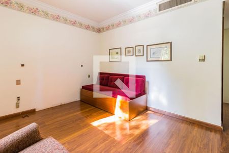 Apartamento à venda com 227m², 3 quartos e 2 vagasDormitório3