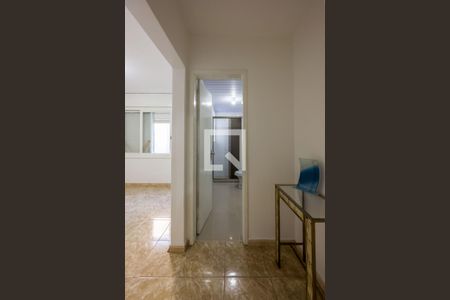 Apartamento para alugar com 88m², 3 quartos e sem vagaCorredor