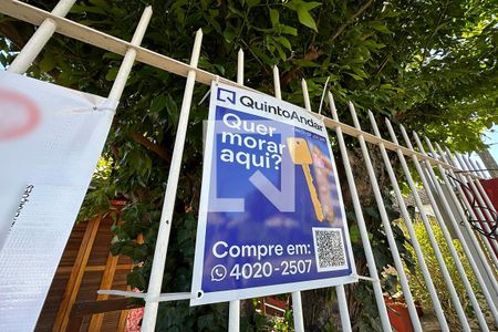 Casa à venda com 120m², 3 quartos e 2 vagasFachada