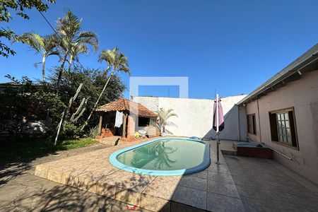 Casa à venda com 120m², 3 quartos e 2 vagasPiscina