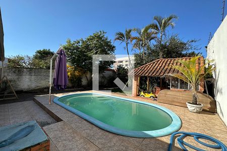 Casa à venda com 120m², 3 quartos e 2 vagasÁrea Externa