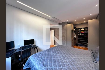 Apartamento à venda com 157m², 3 quartos e 2 vagasSuíte 2