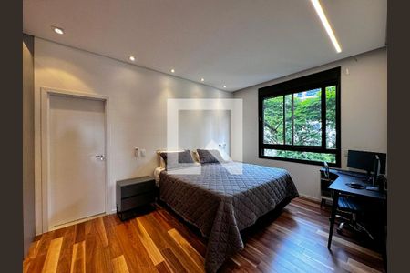 Apartamento à venda com 157m², 3 quartos e 2 vagasSuíte 2