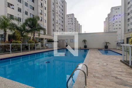 Apartamento à venda com 48m², 2 quartos e sem vagaÁrea comum - Piscina