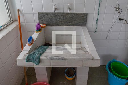 Apartamento à venda com 275m², 3 quartos e 2 vagas Apartamento à venda com 275m², 3 quartos e 2 vagasÁrea de Serviço