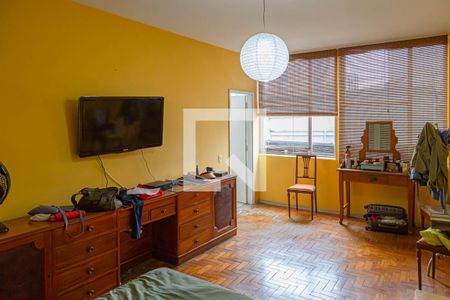 Apartamento à venda com 275m², 3 quartos e 2 vagas Apartamento à venda com 275m², 3 quartos e 2 vagasQuarto 1 - Suite 1