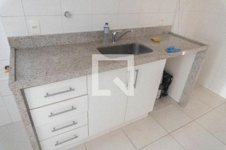 Apartamento à venda com 100m², 2 quartos e 1 vaga Apartamento à venda com 100m², 2 quartos e 1 vagaCozinha