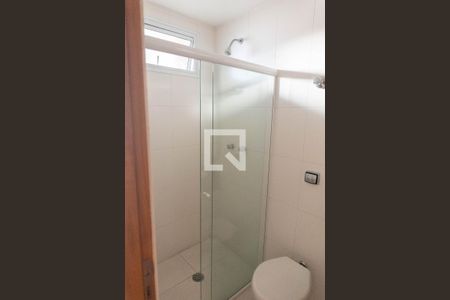 Apartamento à venda com 100m², 2 quartos e 1 vaga Apartamento à venda com 100m², 2 quartos e 1 vagaBanheiro de serviço