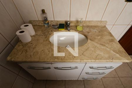 Casa à venda com 192m², 2 quartos e 3 vagas Casa à venda com 192m², 2 quartos e 3 vagasBanheiro