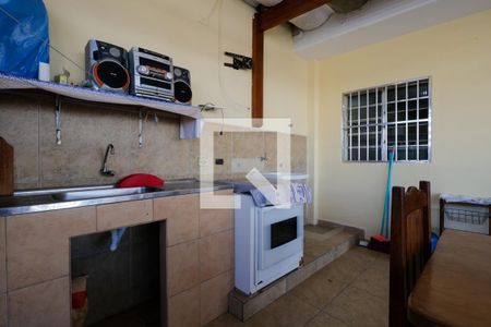 Casa à venda com 192m², 2 quartos e 3 vagas Casa à venda com 192m², 2 quartos e 3 vagasÁrea de serviço