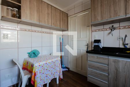 Casa à venda com 191m², 3 quartos e 3 vagas Casa à venda com 191m², 3 quartos e 3 vagasCozinha