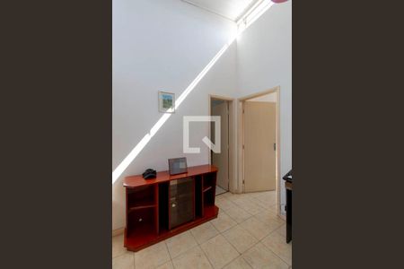 Casa à venda com 155m², 3 quartos e 1 vaga Casa à venda com 155m², 3 quartos e 1 vagaCorredor