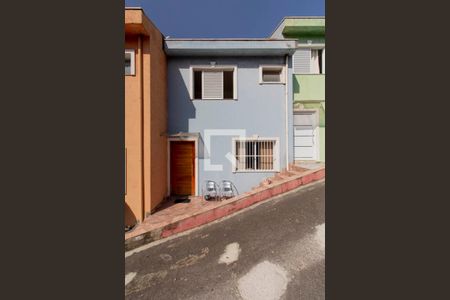 Casa à venda com 155m², 3 quartos e 1 vaga Casa à venda com 155m², 3 quartos e 1 vagaFachada Interna