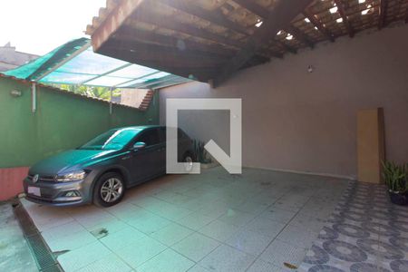 Casa à venda com 155m², 3 quartos e 1 vaga Casa à venda com 155m², 3 quartos e 1 vagaGaragem