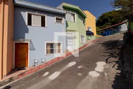 Casa à venda com 155m², 3 quartos e 1 vaga Casa à venda com 155m², 3 quartos e 1 vagaFachada Interna