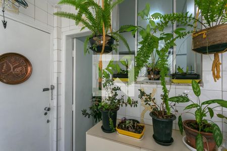 Apartamento à venda com 120m², 3 quartos e 1 vaga Apartamento à venda com 120m², 3 quartos e 1 vagaÁrea de Serviço